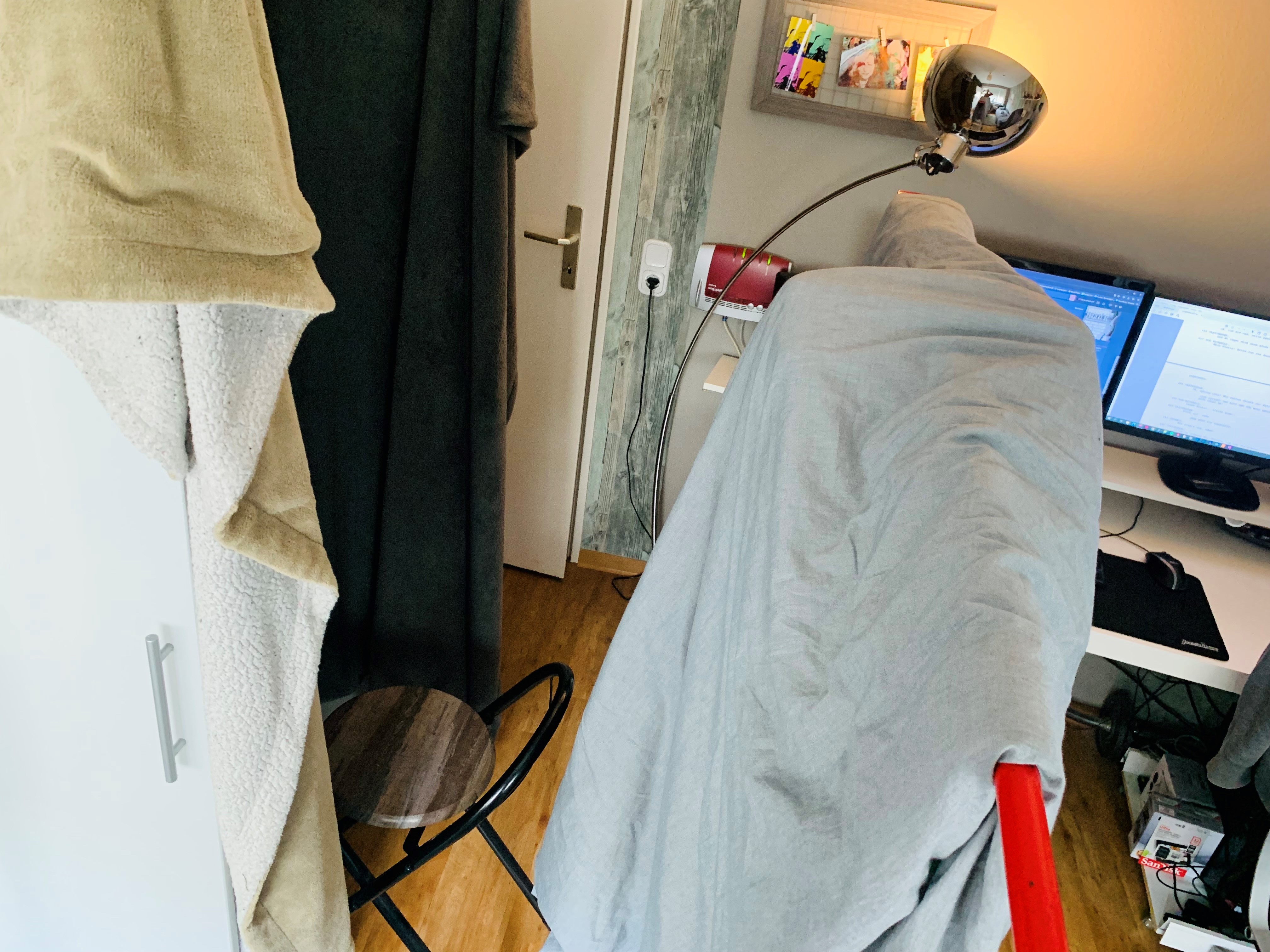 schrank 1.jpg